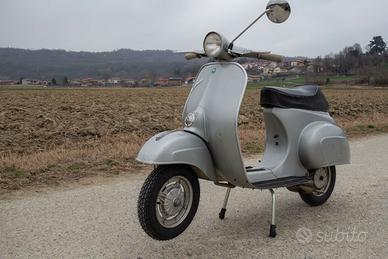 Vespa 50 R conservata - 1972