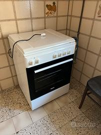 Cucina utilizzata pochissimo