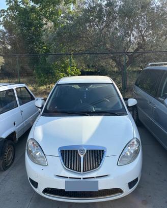 Lancia Ypsilon 1.3 Diesel - Per Neopatentati (2011