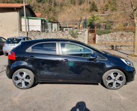 KIA Rio 3ª serie - 2014