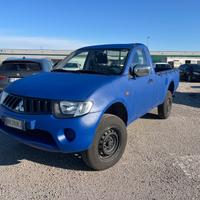 Mitsubishi PICK UP L200 DI D invite Club cab 4 WD
