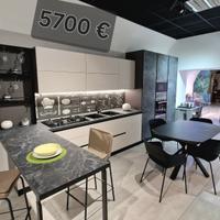 Cucina Mobilturi nuova al 50 %