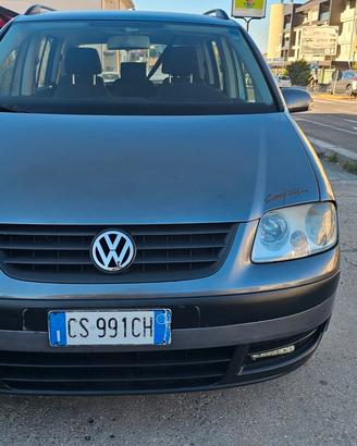 Volkswagen Touran 1.9 TDI 90CV Conceptline