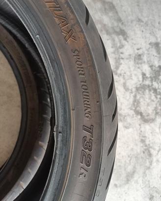 Gomme moto