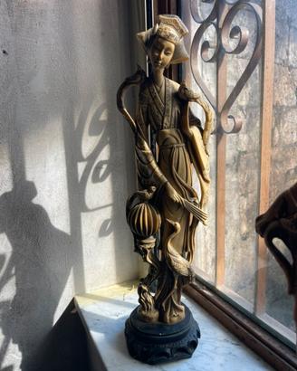 Statue orientali in resina ghesha e uomo