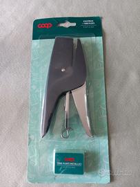 Cucitrice con confezione 1000 punti metallici