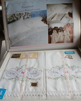Corredo con pizzo a tombolo,arte fiorentina 