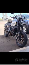 Ducati 1100 scrambler
