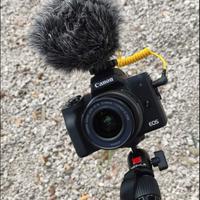 Canon M50 Mark II kit + 50mm + extra accessori