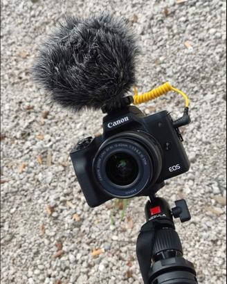 Canon M50 Mark II kit + 50mm + extra accessori