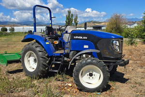 Trattore LOVOL 504