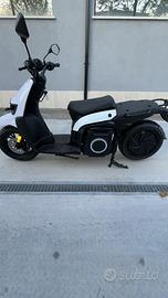 Scooter elettrico Silence S02