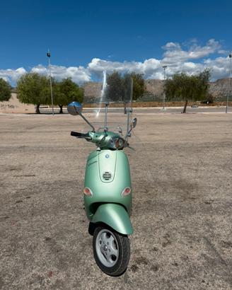 Vespa Piaggio 125