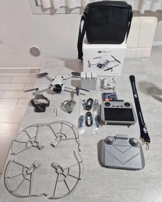 DJI Mini 4 Pro Fly More Combo + RC 2|PARI AL NUOVO