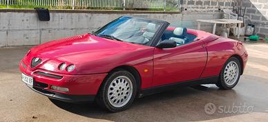 Alfa Romeo spider 2.0 twinspark