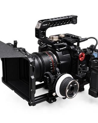 Blackmagic 6k Pro attacco EF
