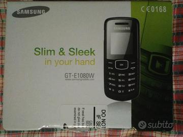 Telefono Samsung E1080 con scatola e accessori