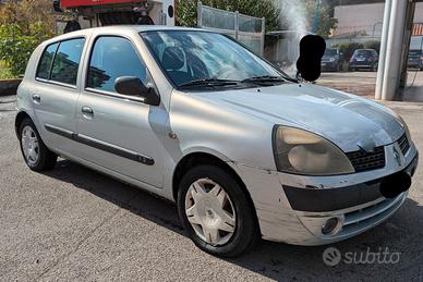 RENAULT Clio 2ª serie - 2003