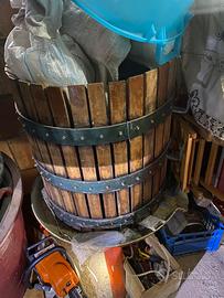 Attrezzatura per fare il vino in casa