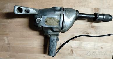 trapano Black & Decker 9/16" Utility Power Drill.