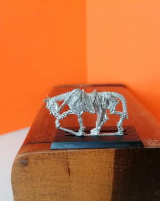 Warhammer Fantasy Skeletal Horse 3 Undead metallo