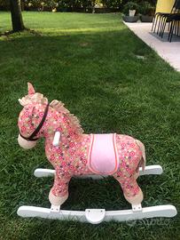 Cavallo a dondolo
