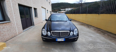 Carro Funebre Mercedes 4 porte