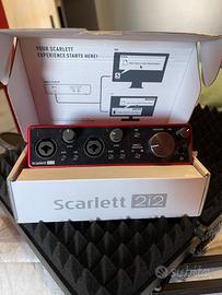 Focusrite scarlett 2i2 scheda audio