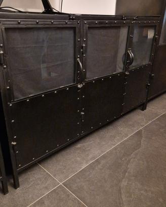 3 Mobili Maisons Du Monde stile industrial