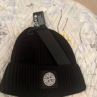 Cappello stone island nuovo