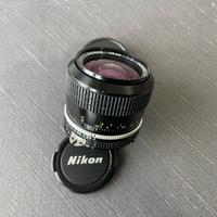 Nikon Nikkor 28 mm f2 AI Obiettivo manual focus