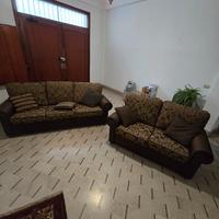 Divani da salone 3 posti e 2 posti colore marrone 