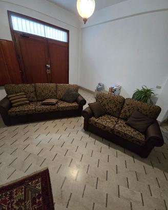 Divani da salone 3 posti e 2 posti colore marrone 