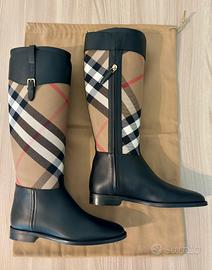 Burberry Stivali