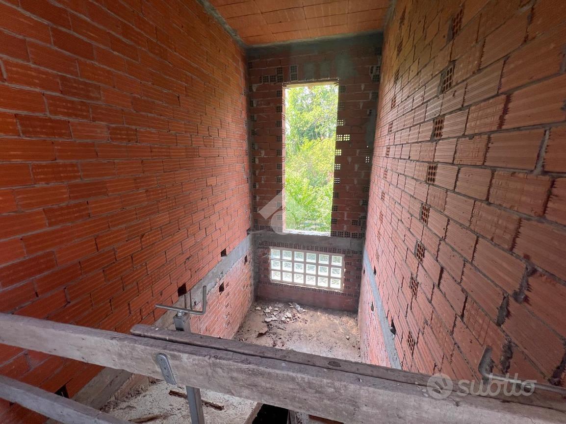 House in San Carlo Canavese, Fornero - Altro
