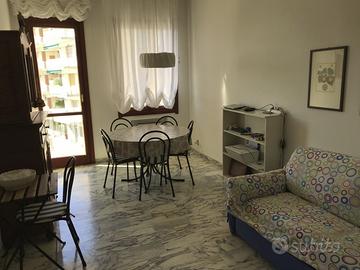 Arenzano centralissimo bilocale con posto auto