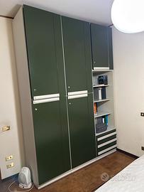 Gardaroba , libreria, condizioni più che buone