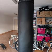 Sacco kick boxing + guanti + gancio