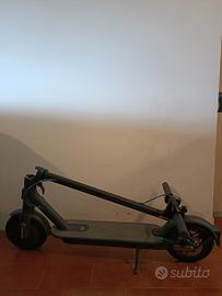 Monopattino MI Electric Scooter 3 