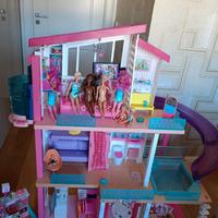 Casa di barbie e accessori