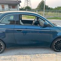 Fiat 500 42kw 320 km