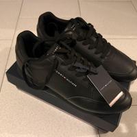 Scarpe nere nuove taglia 42