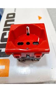 Prese BTicino Matix rosse