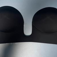 Coppe tg. B adesive nuove Maggito underwear