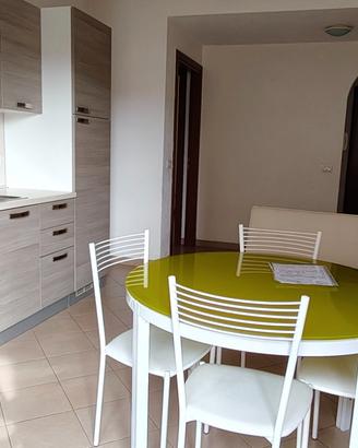 Trilocale ammobiliato di recente costruzione