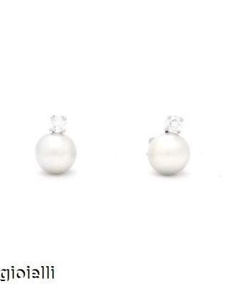 Orecchini con perla australiana e diamanti