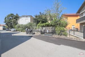 CASA INDIPENDENTE BIFAMILIARE A CATTOLICA