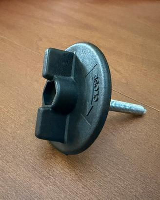 Bullone bloccaggio ruota di scorta FIAT