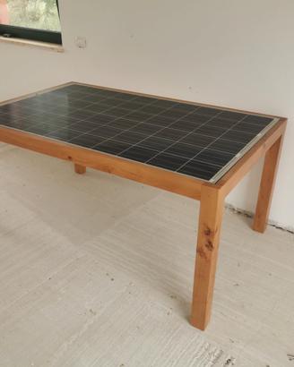 Tavolo moderno con pannello fotovoltaico - 110x170