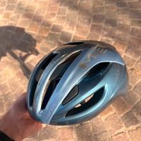 Casco ciclismo Met rivale Mips